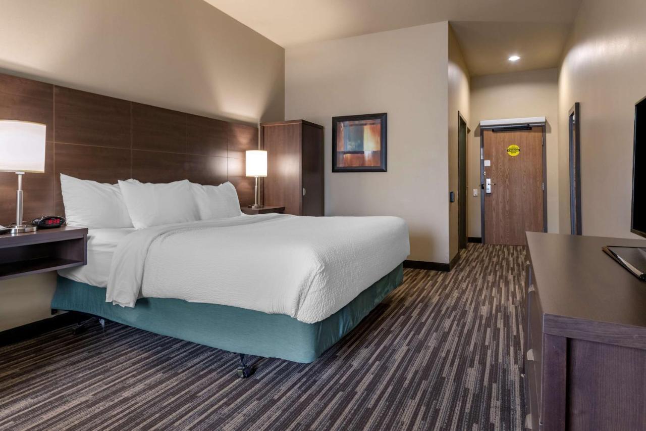 Best Western Dartmouth Hotel&Suites Exterior foto